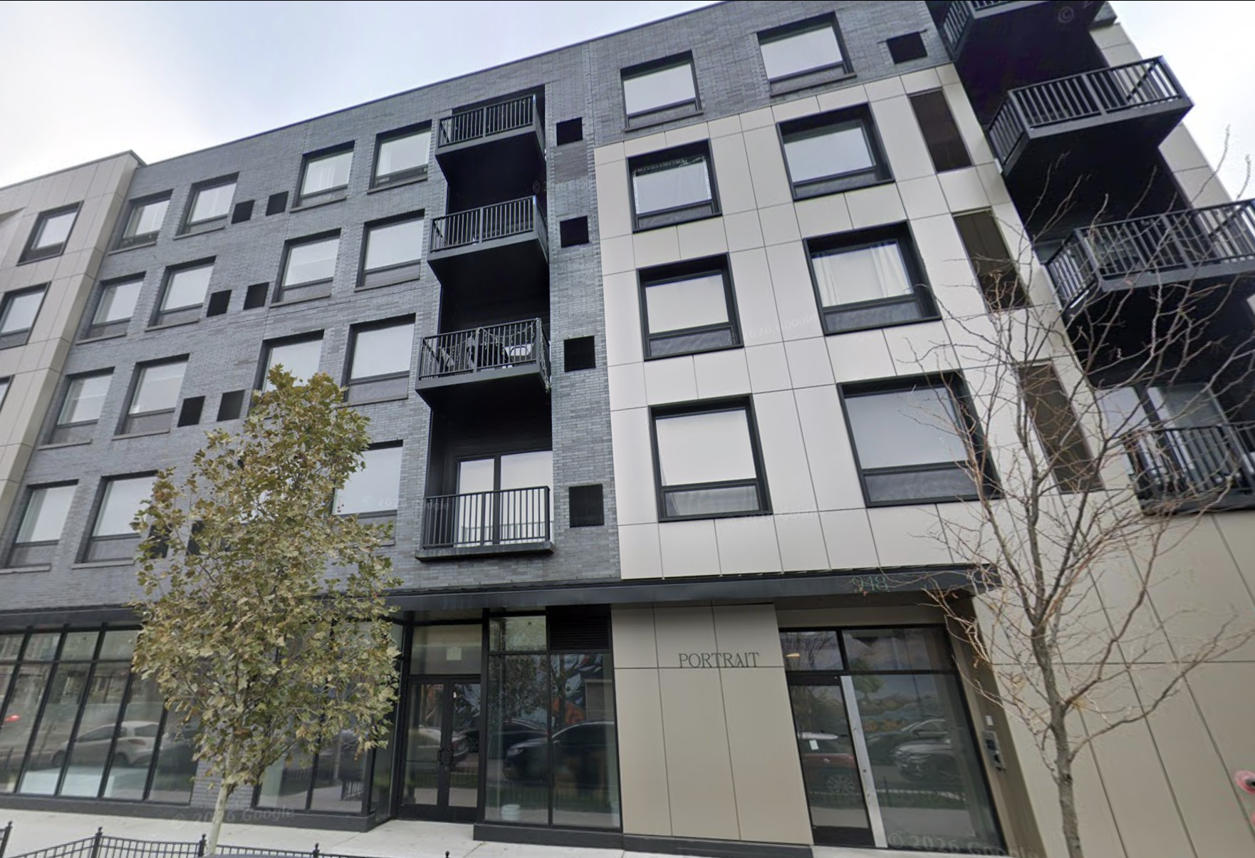 The exterior of 948. W. Sunnyside Ave.