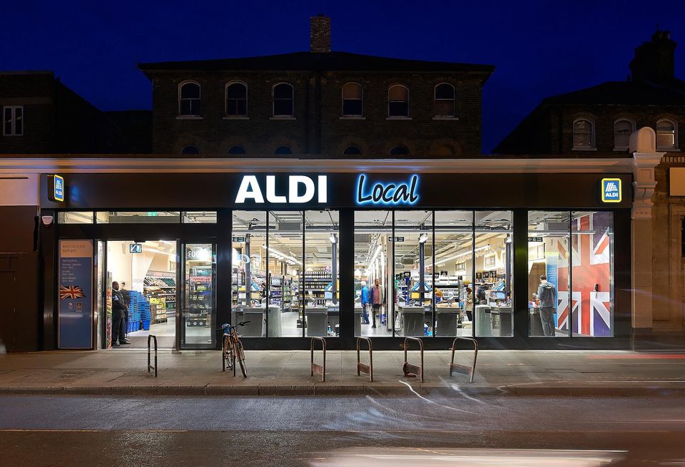 Supermarket convenience store