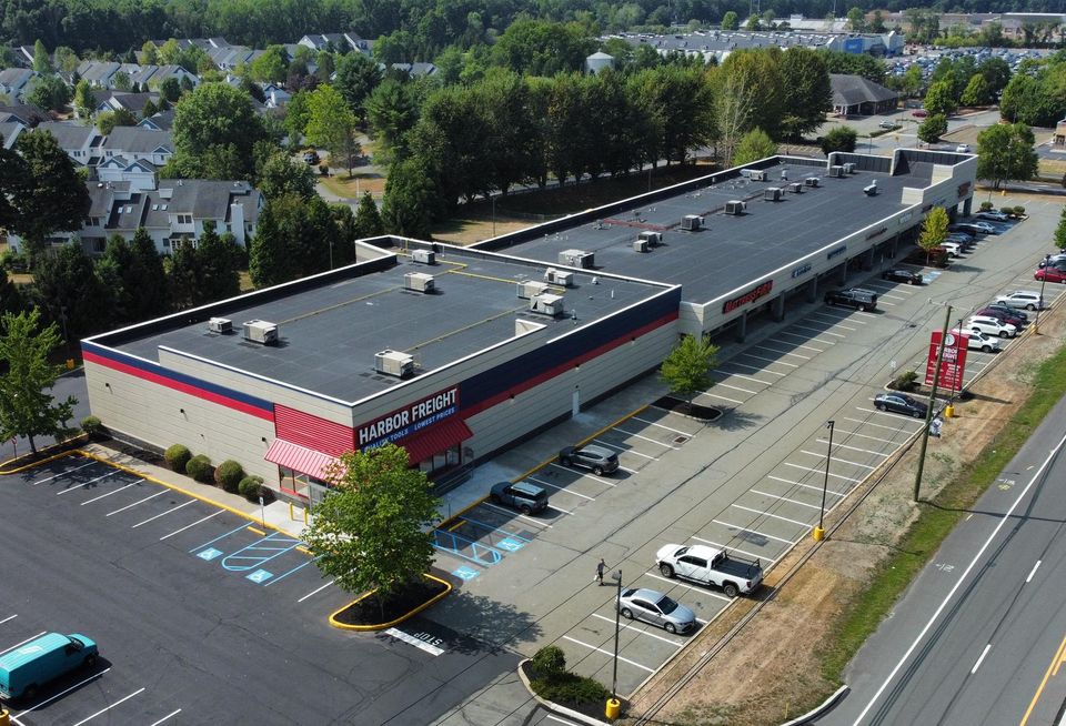 Milford Landing Plaza