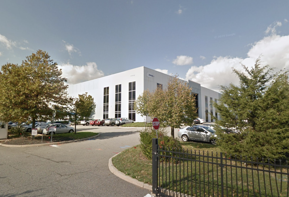 Industrial building 45 Patrick Ave. Edison New Jersey