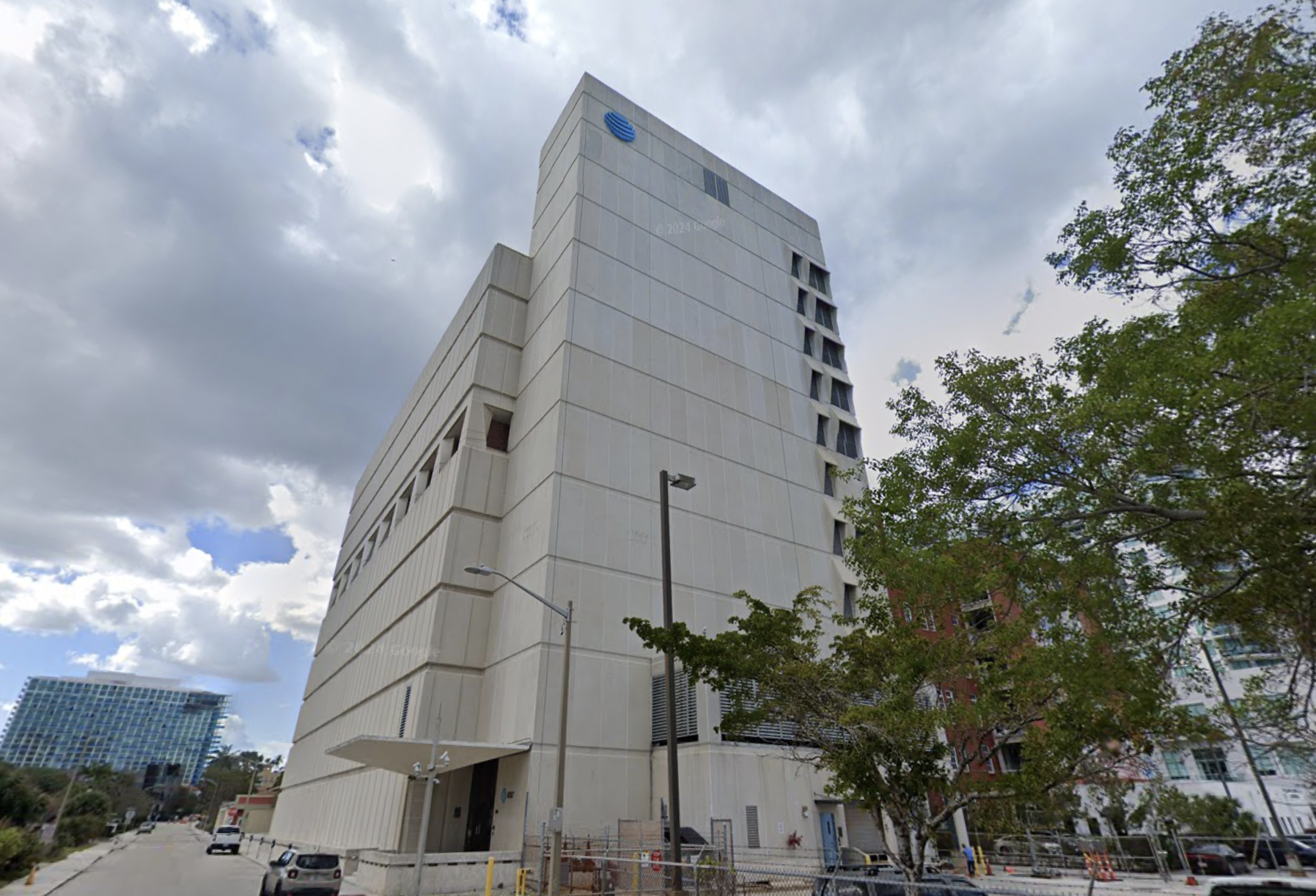 AT&T West Palm Beach 327 Gardenia Street