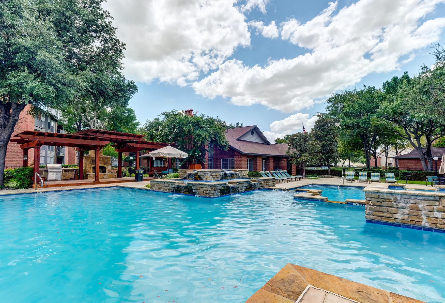 S2 Capital Acquires 3.6M SF Multifamily Portfolio Spanning DFW, Houston