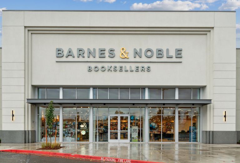 Barnes & Noble