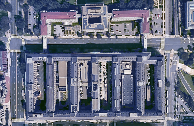 An aerial view of the USDA South Building and the Whitten Building across the street to the north. 