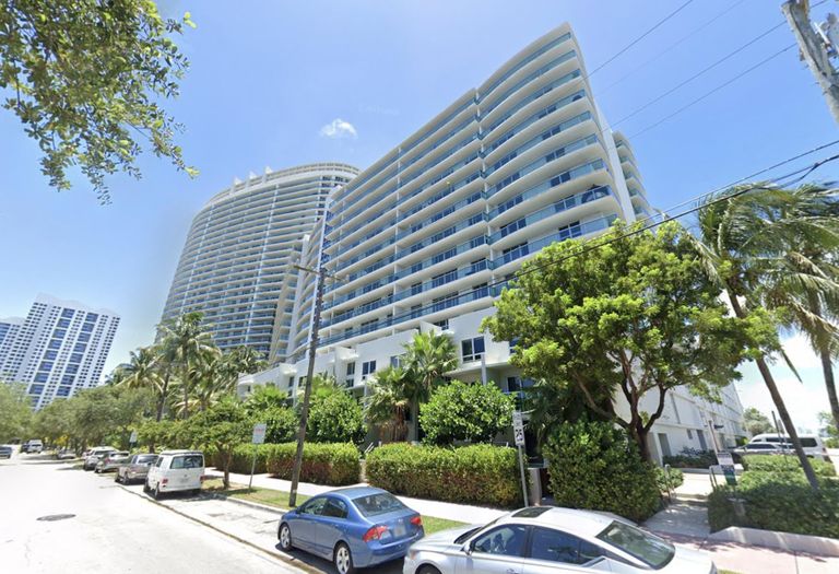 Flamingo South Beach 1504 Bay Road Miami Beach AIR Communities Blackstone SM