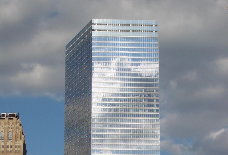 7 World Trade Center, built by Silverstein Properties after 9/11, secured a $457.5M refinancing loan from Goldman Sachs in April 2022.