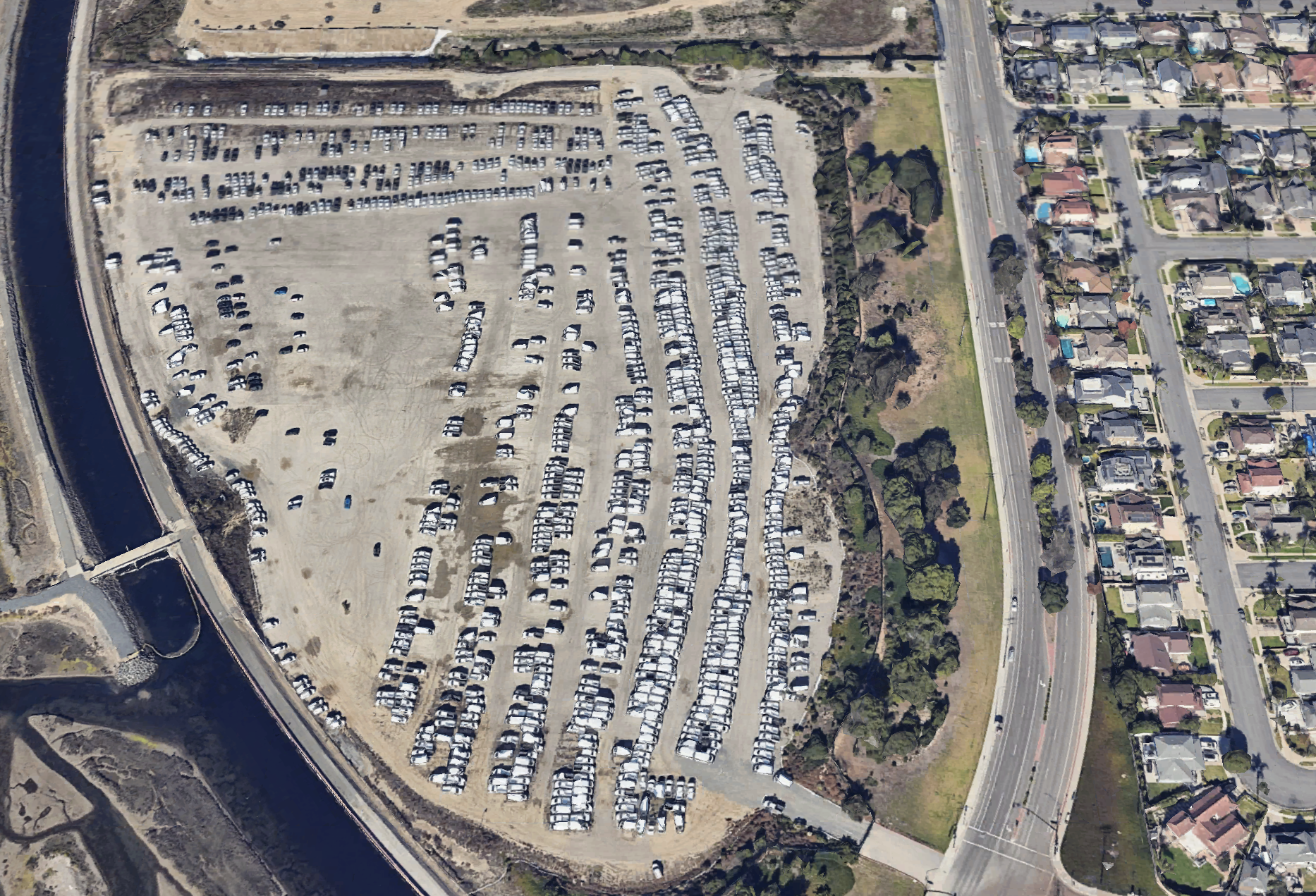 Shopoff Turning Huntington Beach Oil Storage Site Into Housing, Hotel