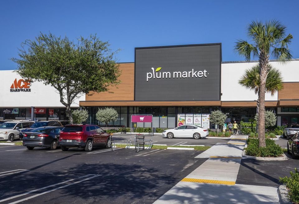 Aventura Plaza Plum Market 17801 Biscayne Blvd Miami