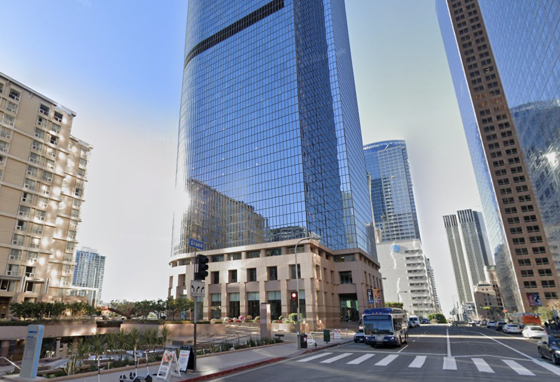 1 Cal Plaza In Downtown LA Goes To Special Servicing
