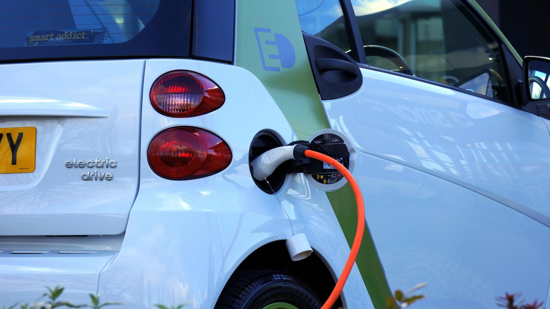 How To Turn EV Charging Points Into A Win-Win Situation For Both Residents And Landlords