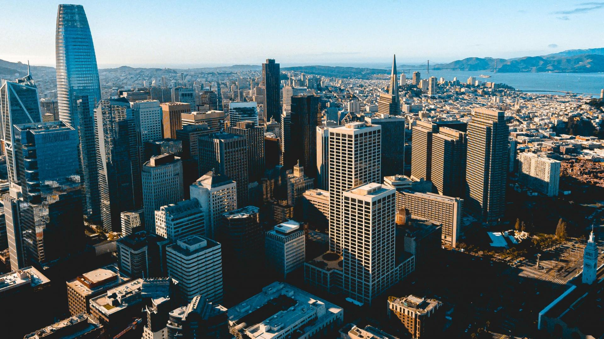 A wideshot of downtown San Francisco