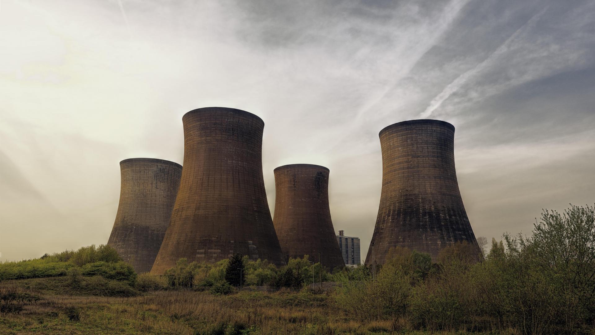 Amid Green Energy Push, Data Centers Consider The Nuclear Option