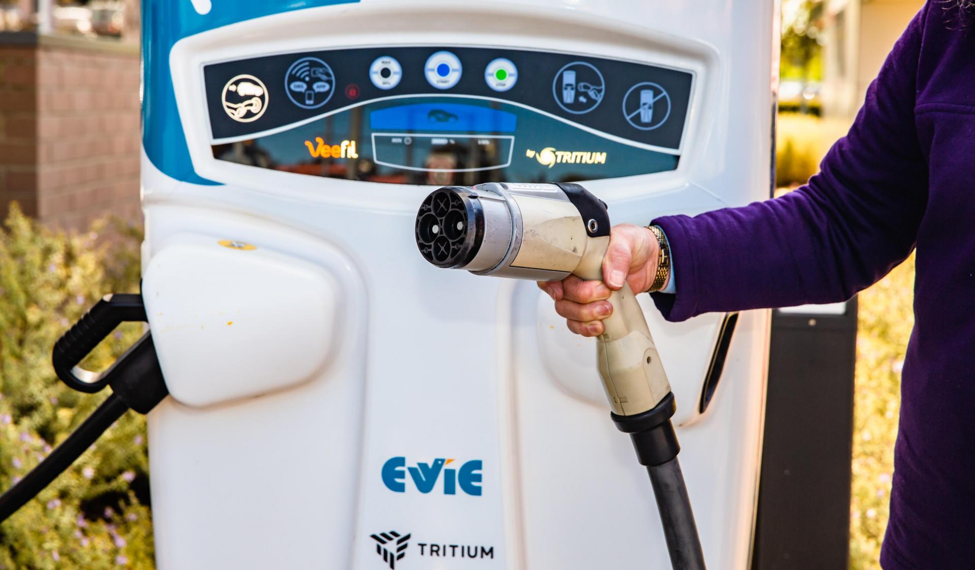 New Division At CBRE Will Steer Landlords On Electric Vehicle Infrastructure