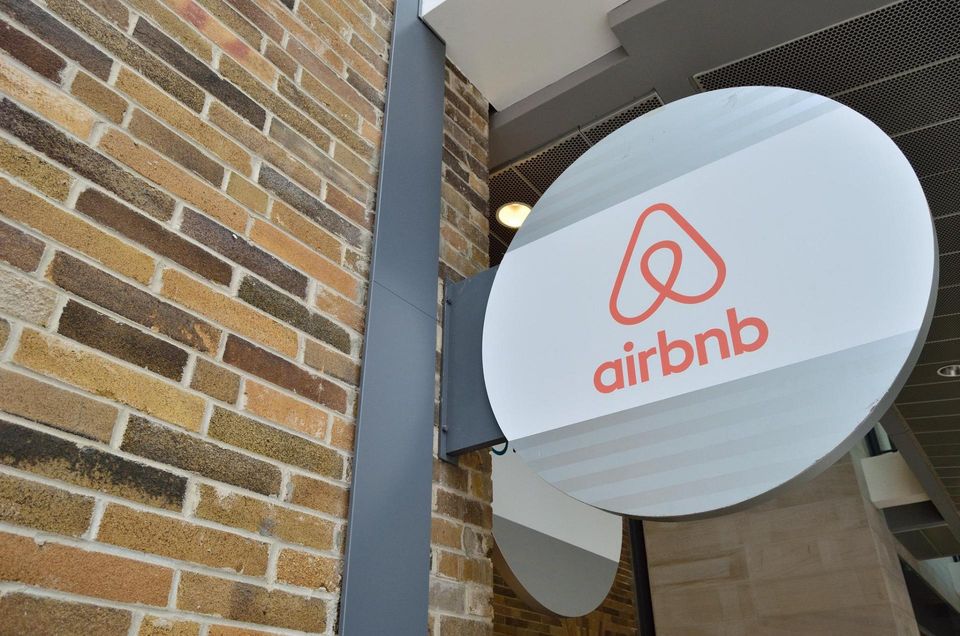 Airbnb Building Office