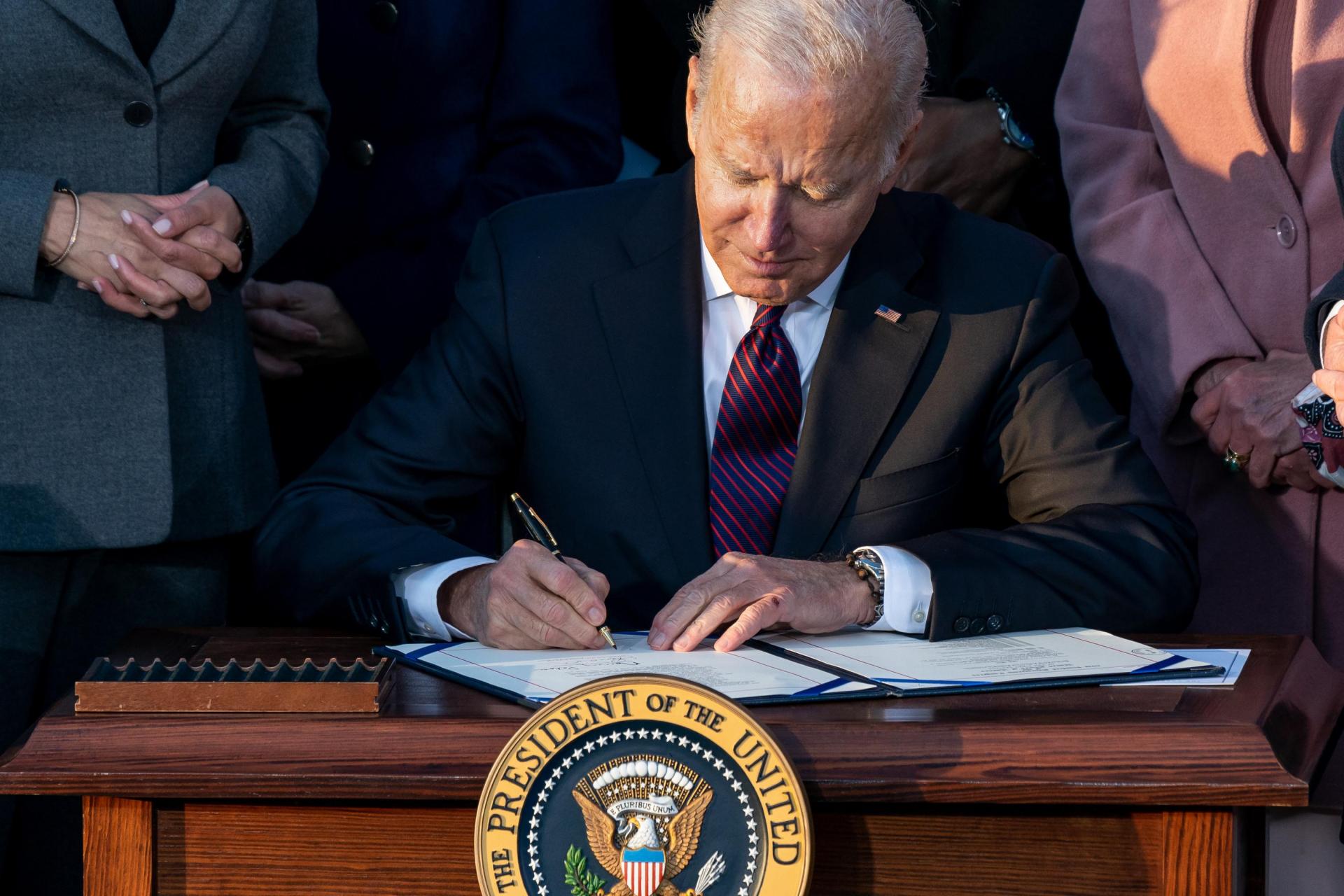 Biden Signature