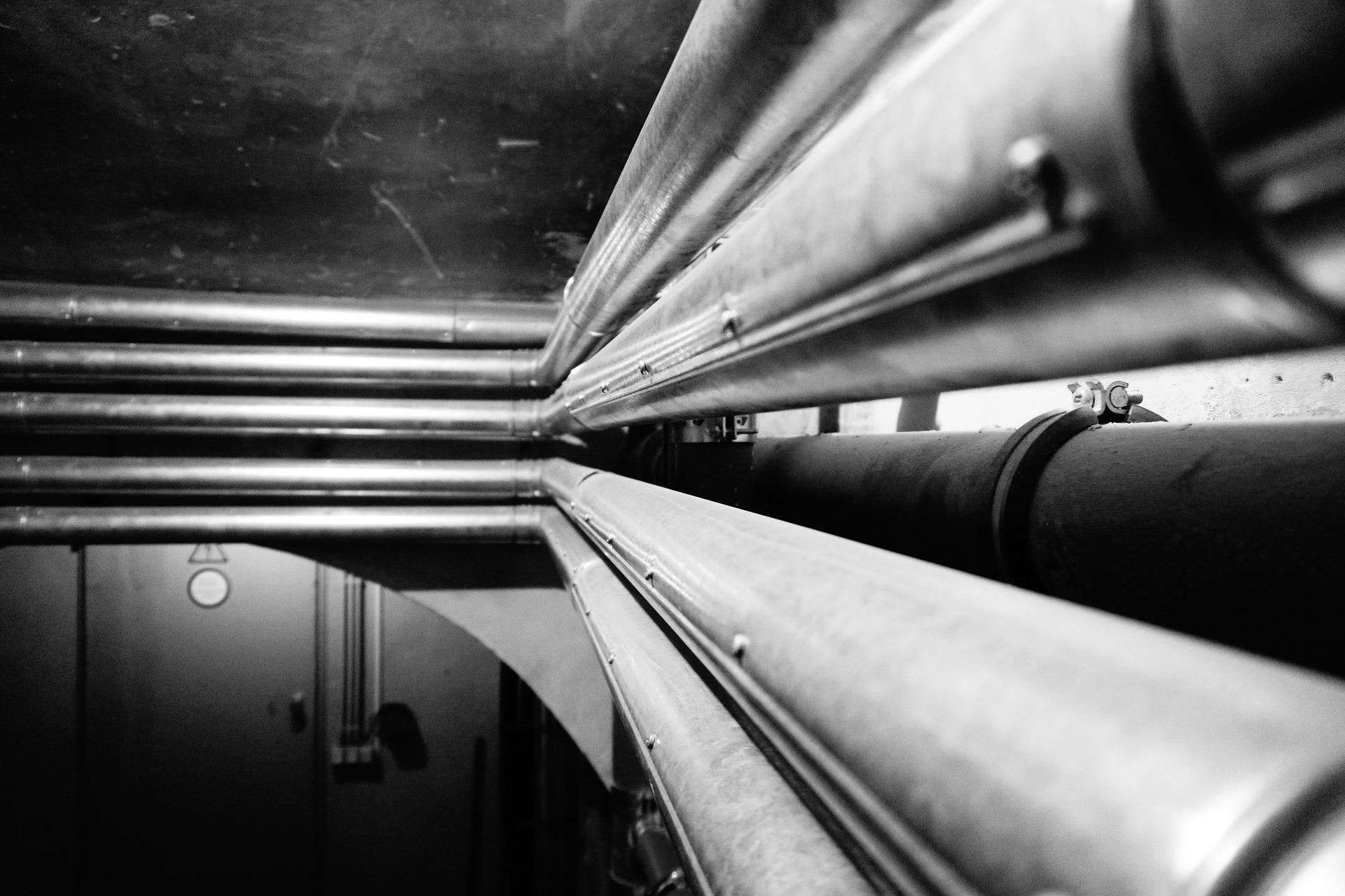 building ceiling pipes
