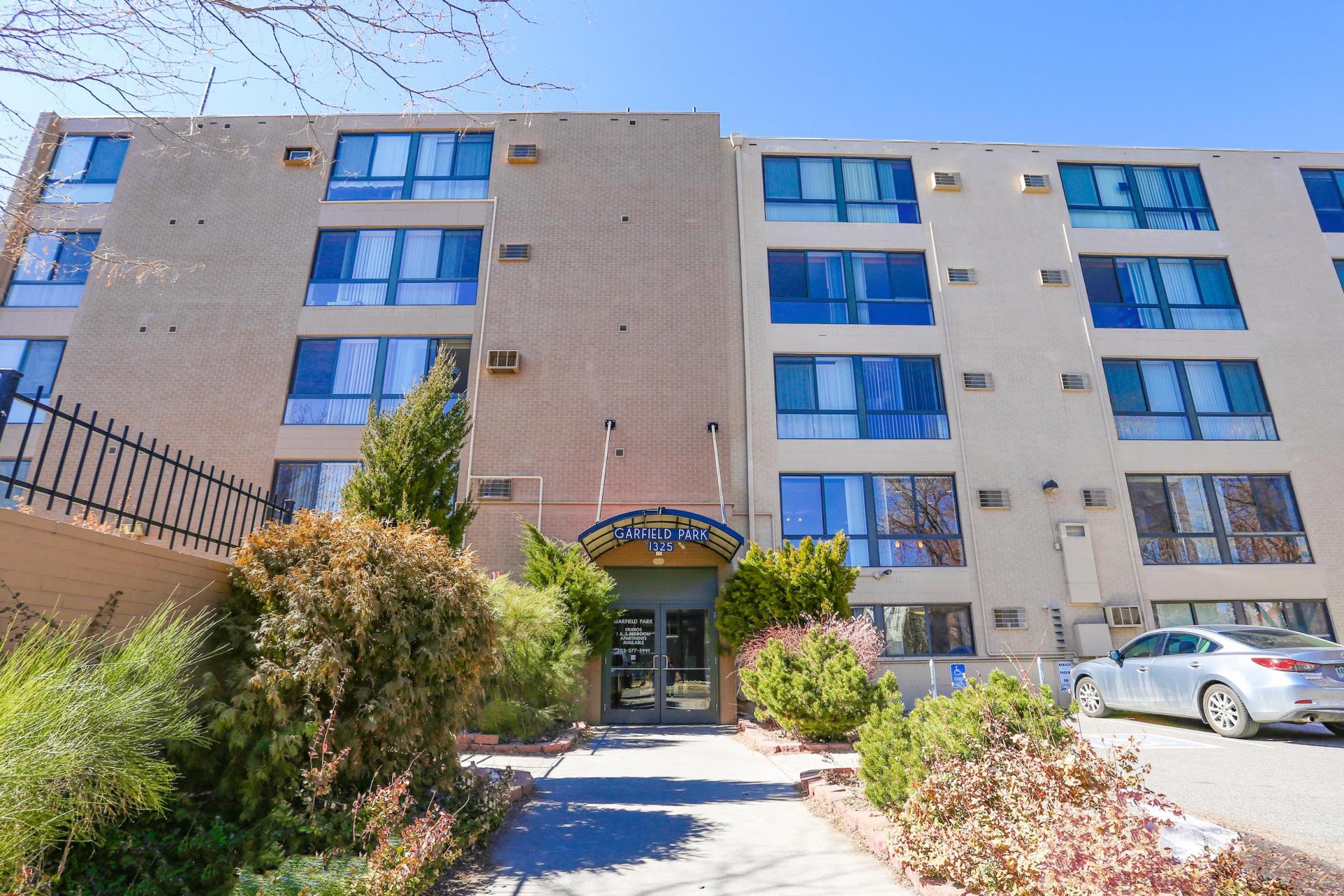 Congress Park Apartments Fetch $18.8M In Local Sale