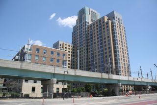 Blackstone Pays $325M For East Cambridge Apartment Complexes