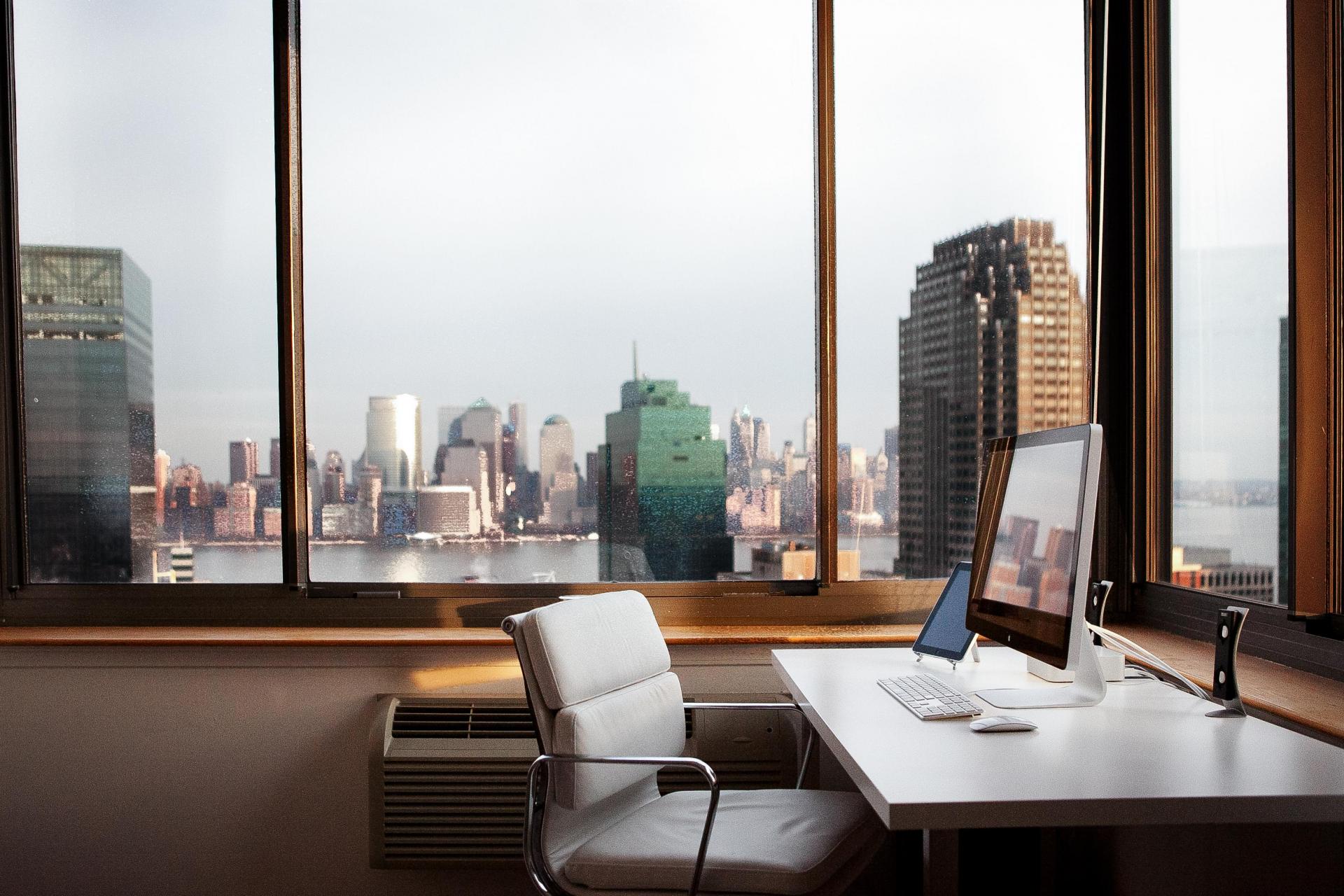 How 2 Tech Companies Are Evaluating Their Future Workplace Strategies