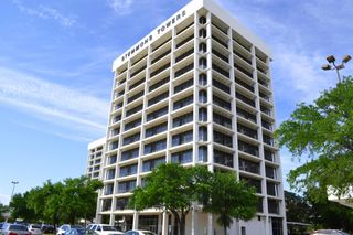 Landmark Stemmons Towers To Be Converted To Apartments