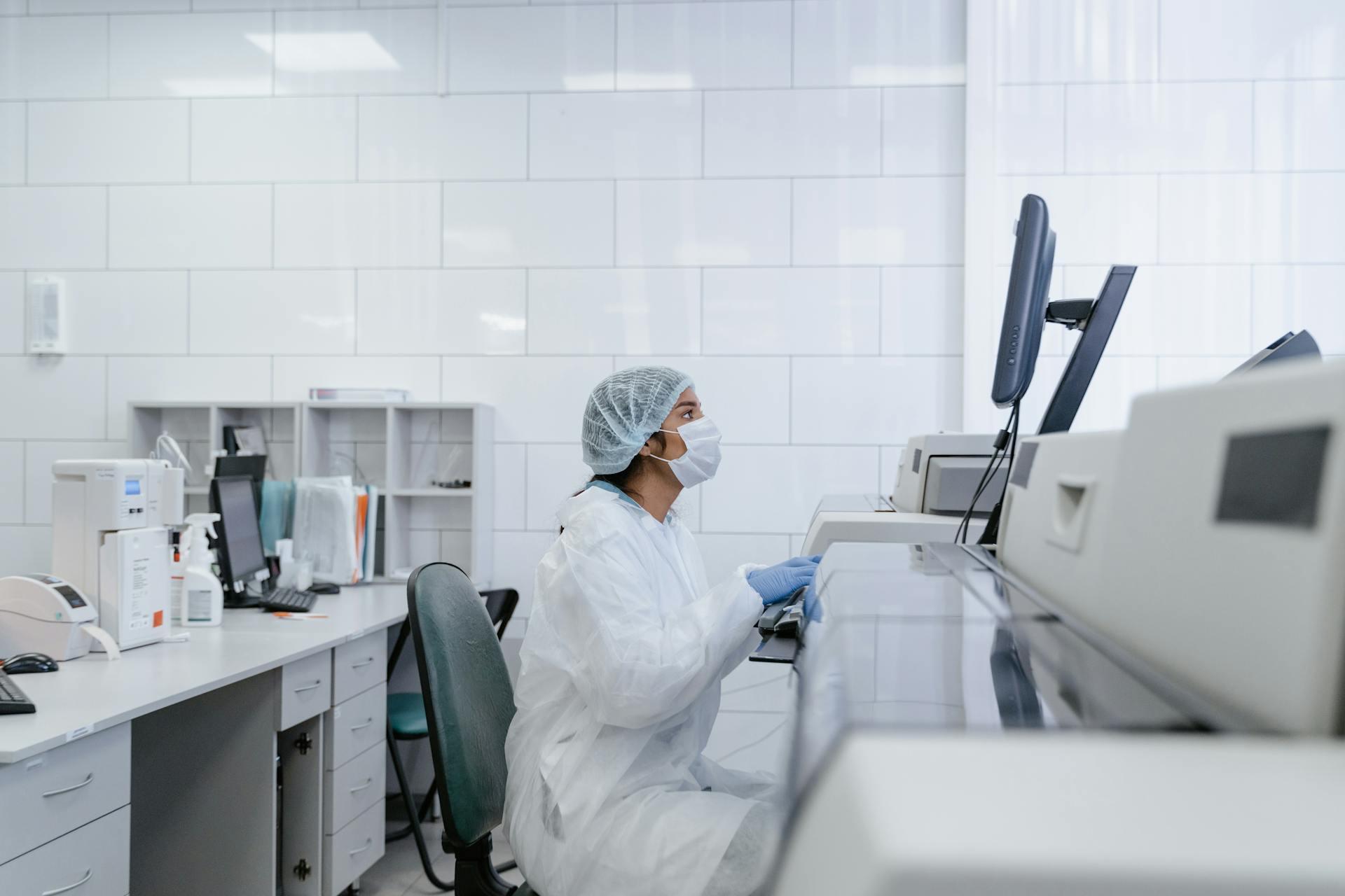Lab worker 