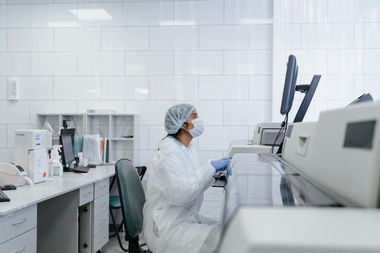 Lab worker 