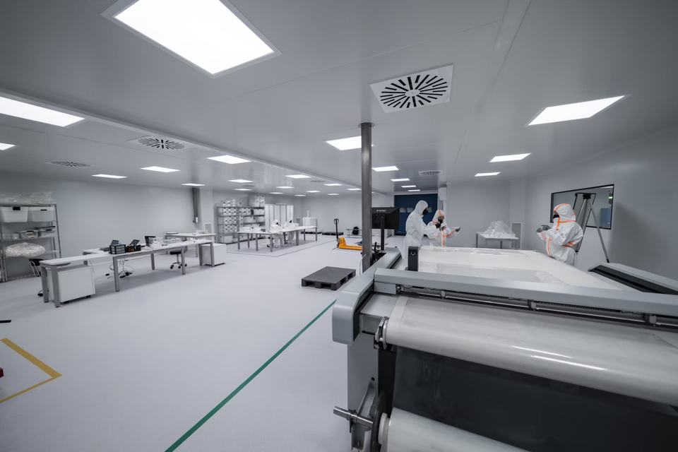 clean room laboratory