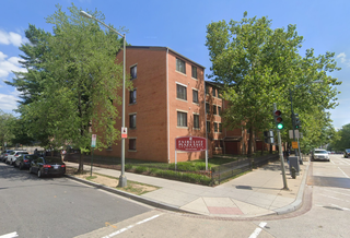 The current apartment building at 1350 Fairmont St. NW