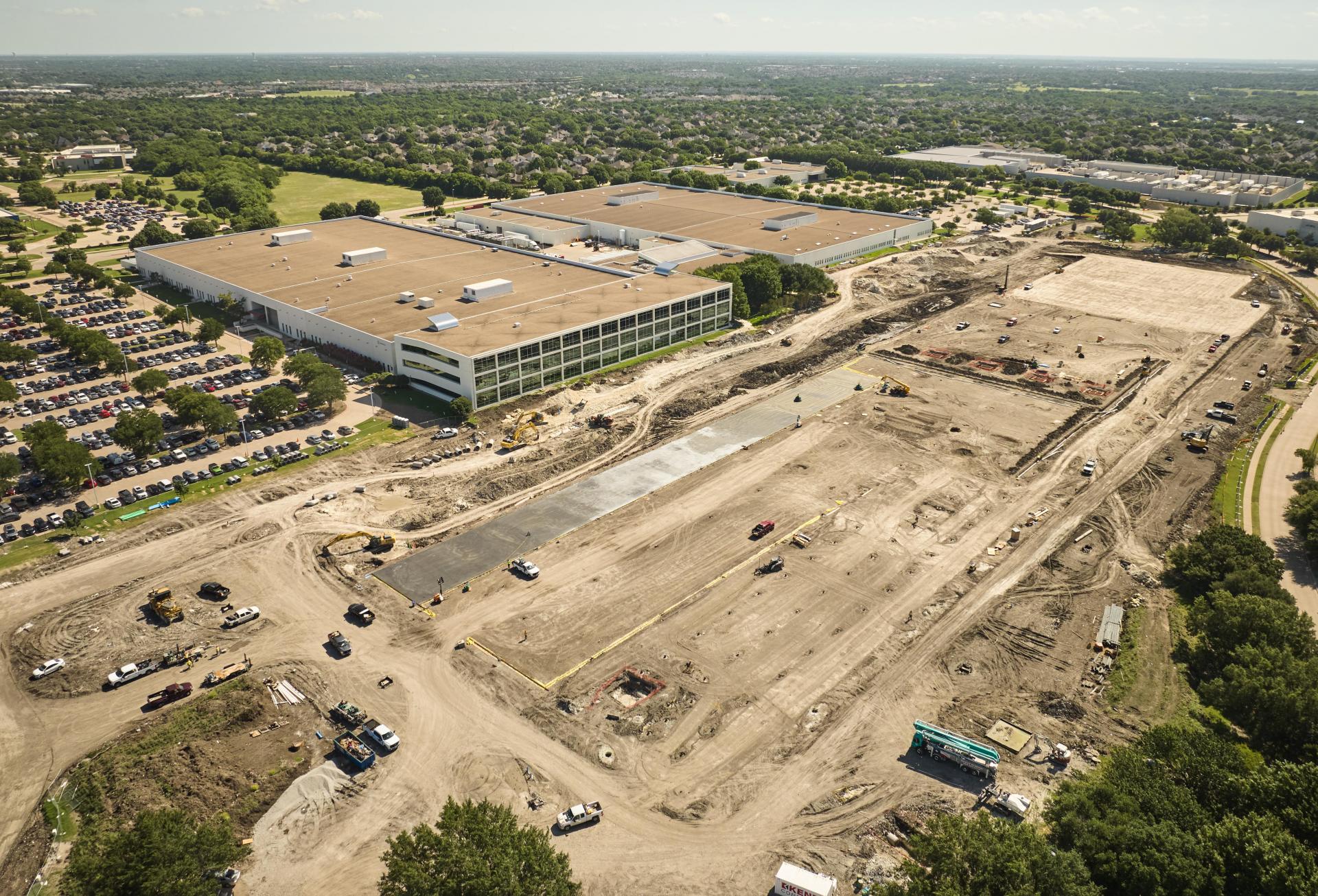 Constructon at Celestica's Richardson campus.