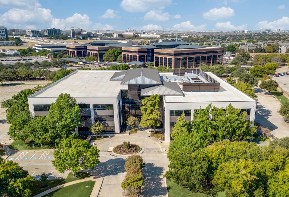 6655 MacArthur Blvd. in Irving