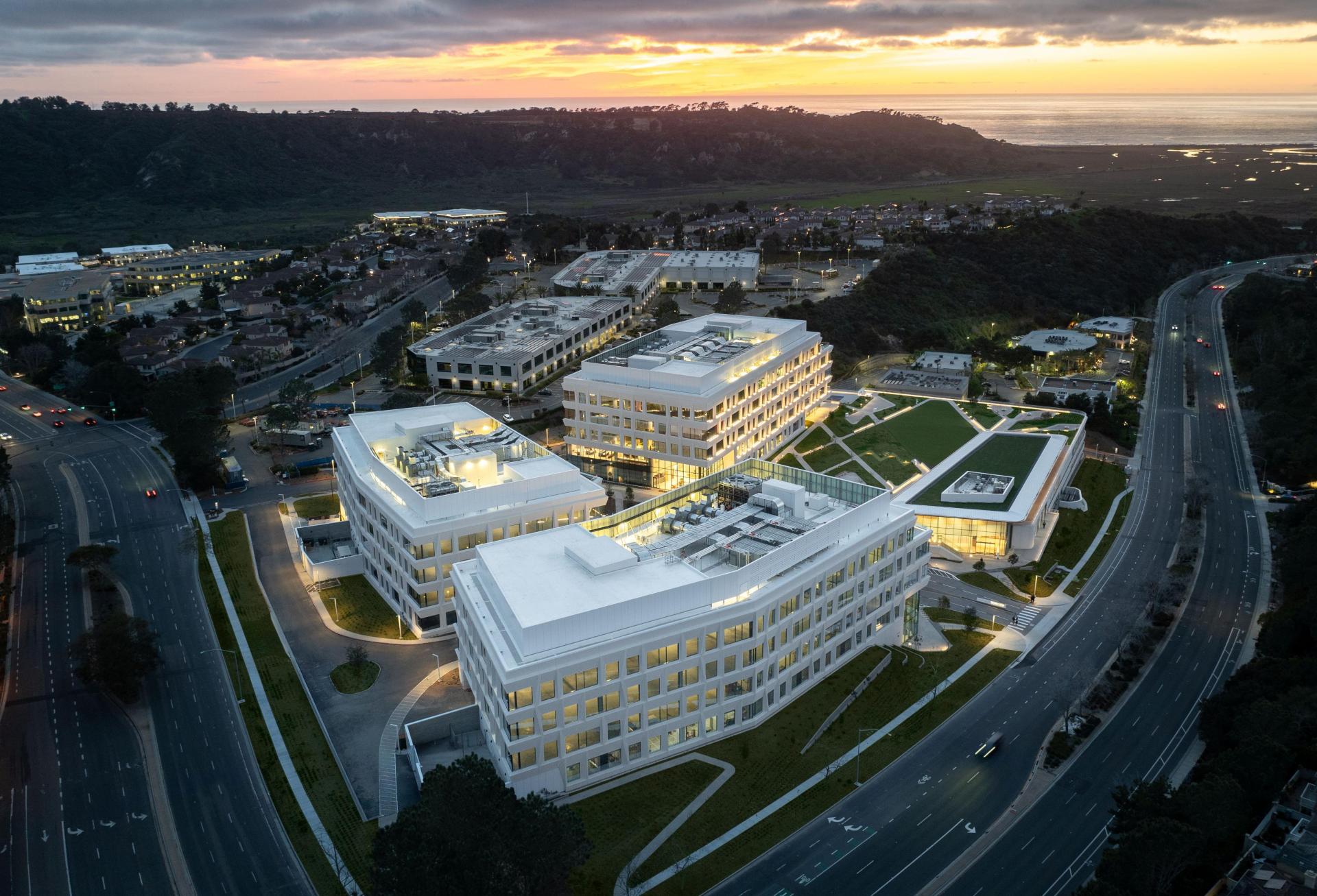Clouds 'Beginning To Abate’: Breakthrough Bets Big On A Life Sciences Market Rebound