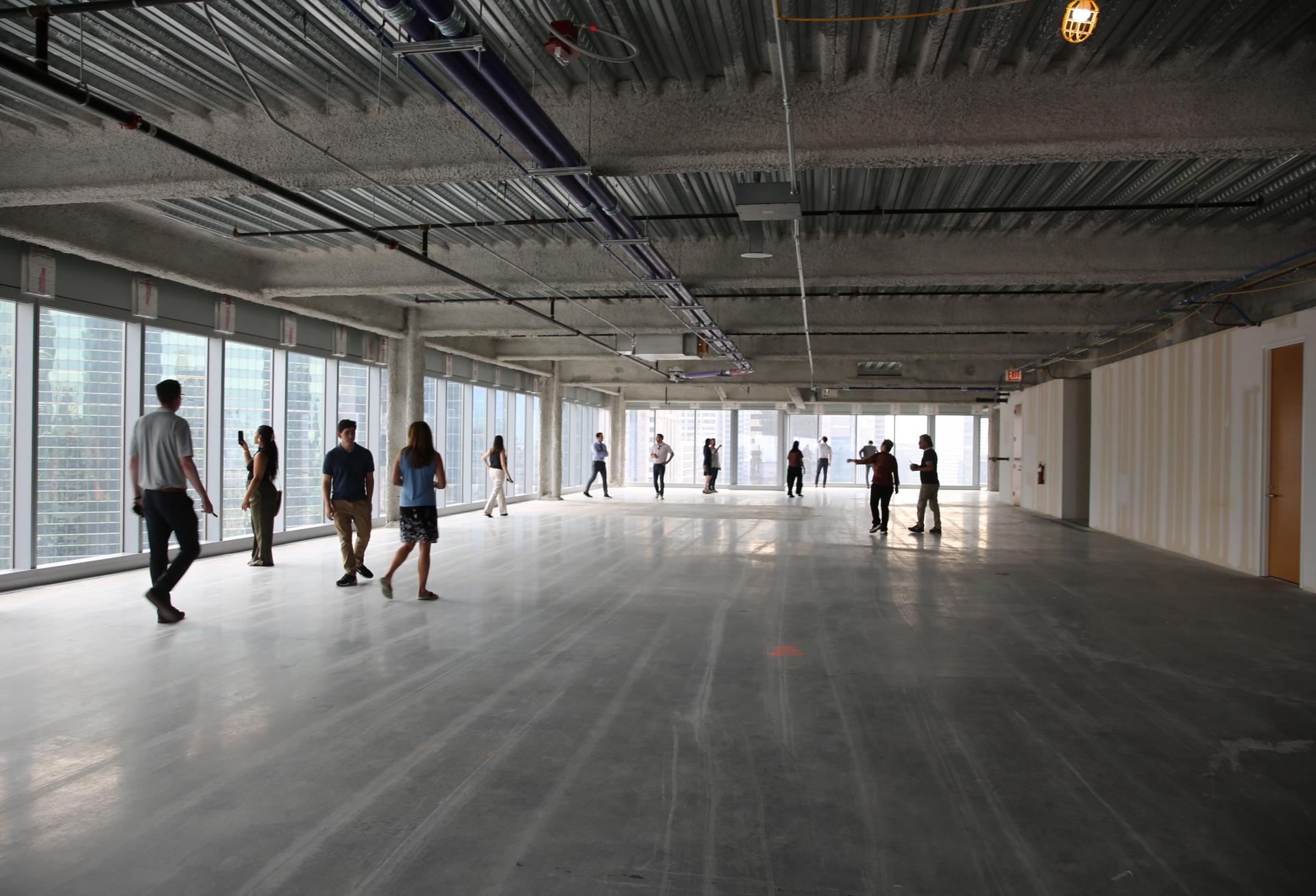 Newmark Finalizes Deal To Relocate Chicago Office To Salesforce Tower
