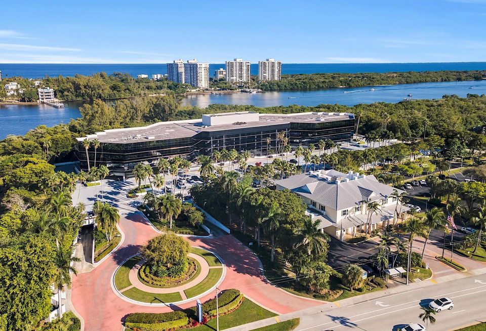 Peninsula Plaza Boca Raton