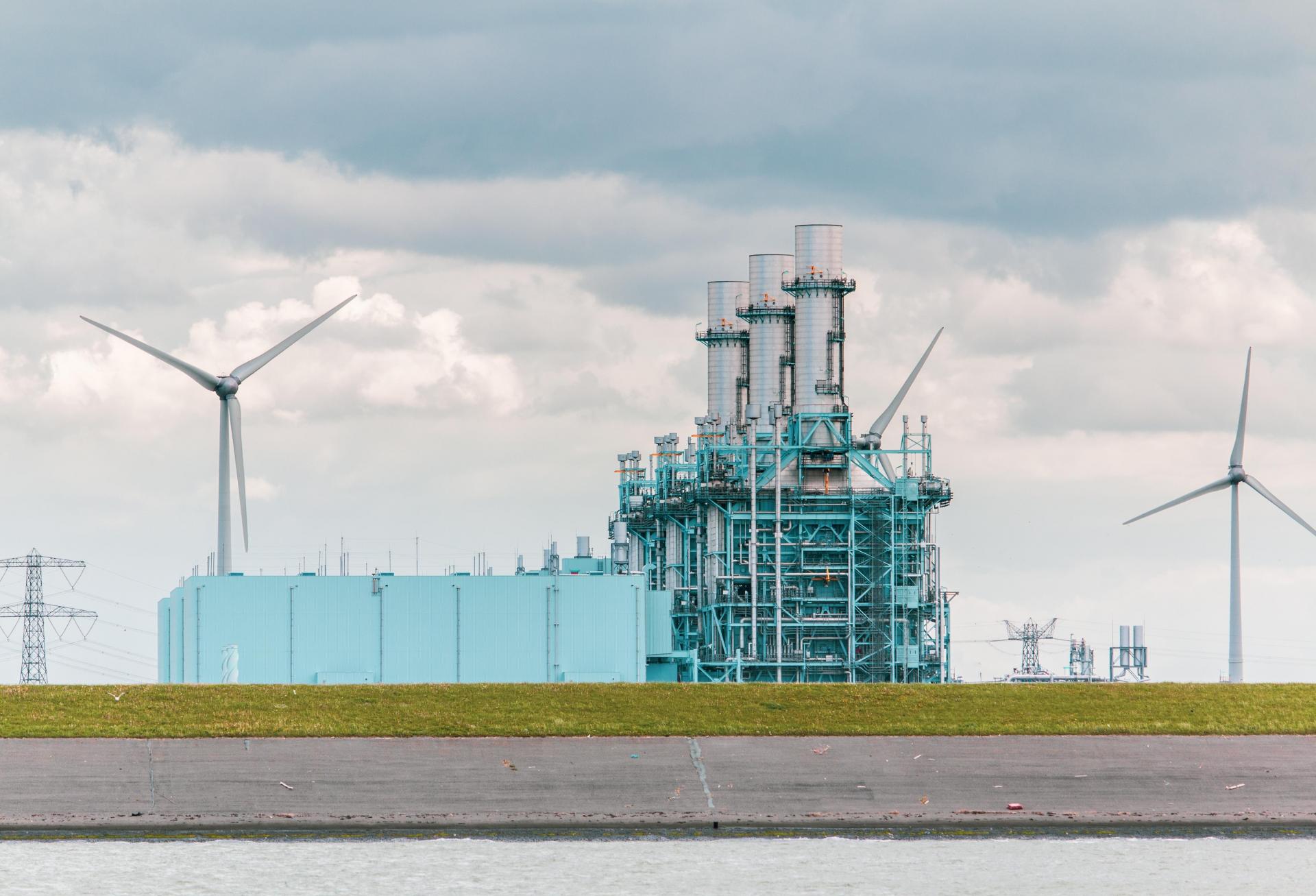 Power Shortages Are Turning More Data Centers Into Their Own Utilities