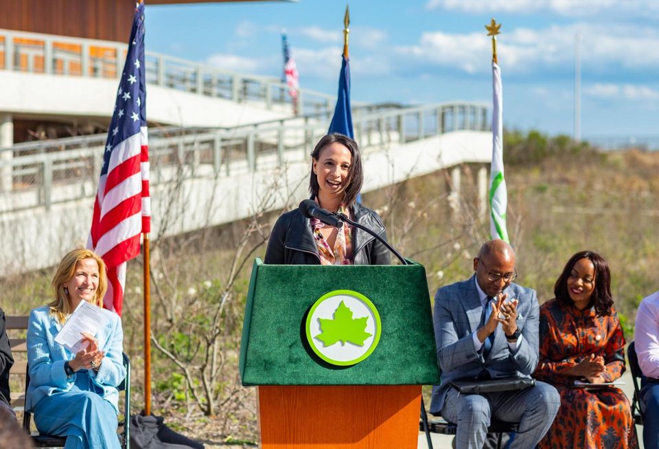 Sara Levenson, managing partner at L+M, giving a speech.