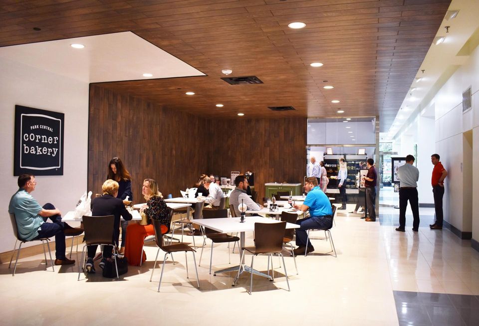 Corner Bakery Retail