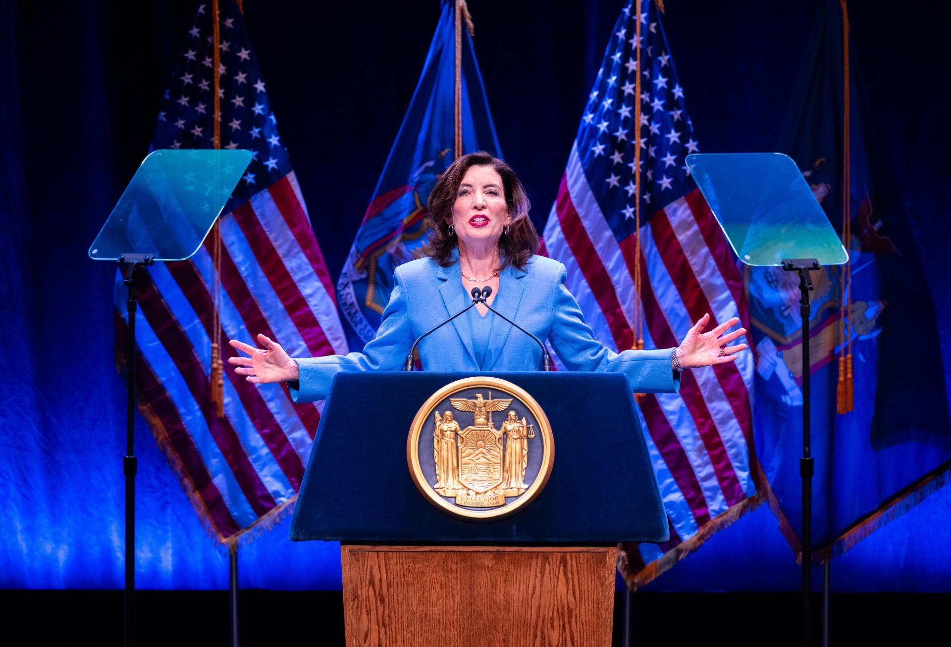 Hochul Unveils 'Let Them Build' Agenda With Regulatory Rollback, Rent-Stabilized Tax Break