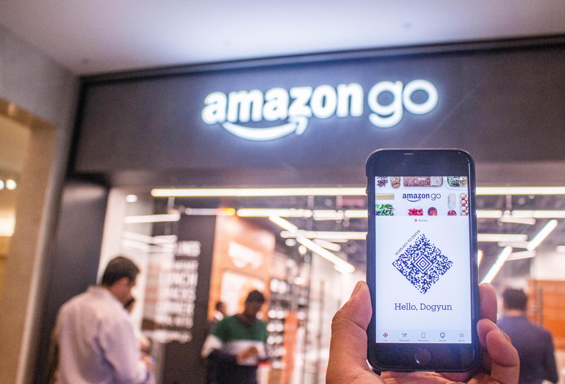 LA's First Amazon Go Grocery Store Opens in Whittier