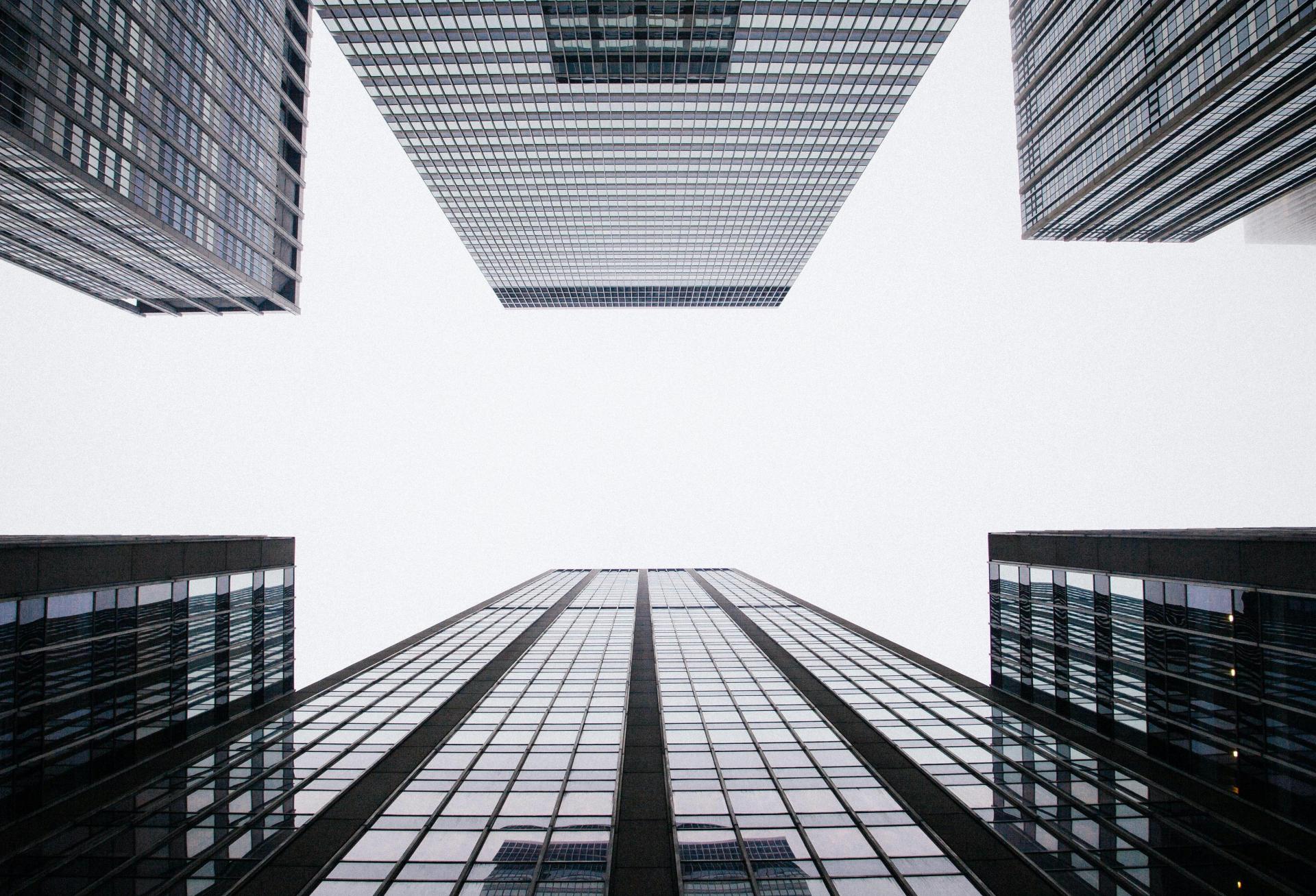 U.S. Commercial Property Deals Surge Past Forecasts, Surprising Analysts