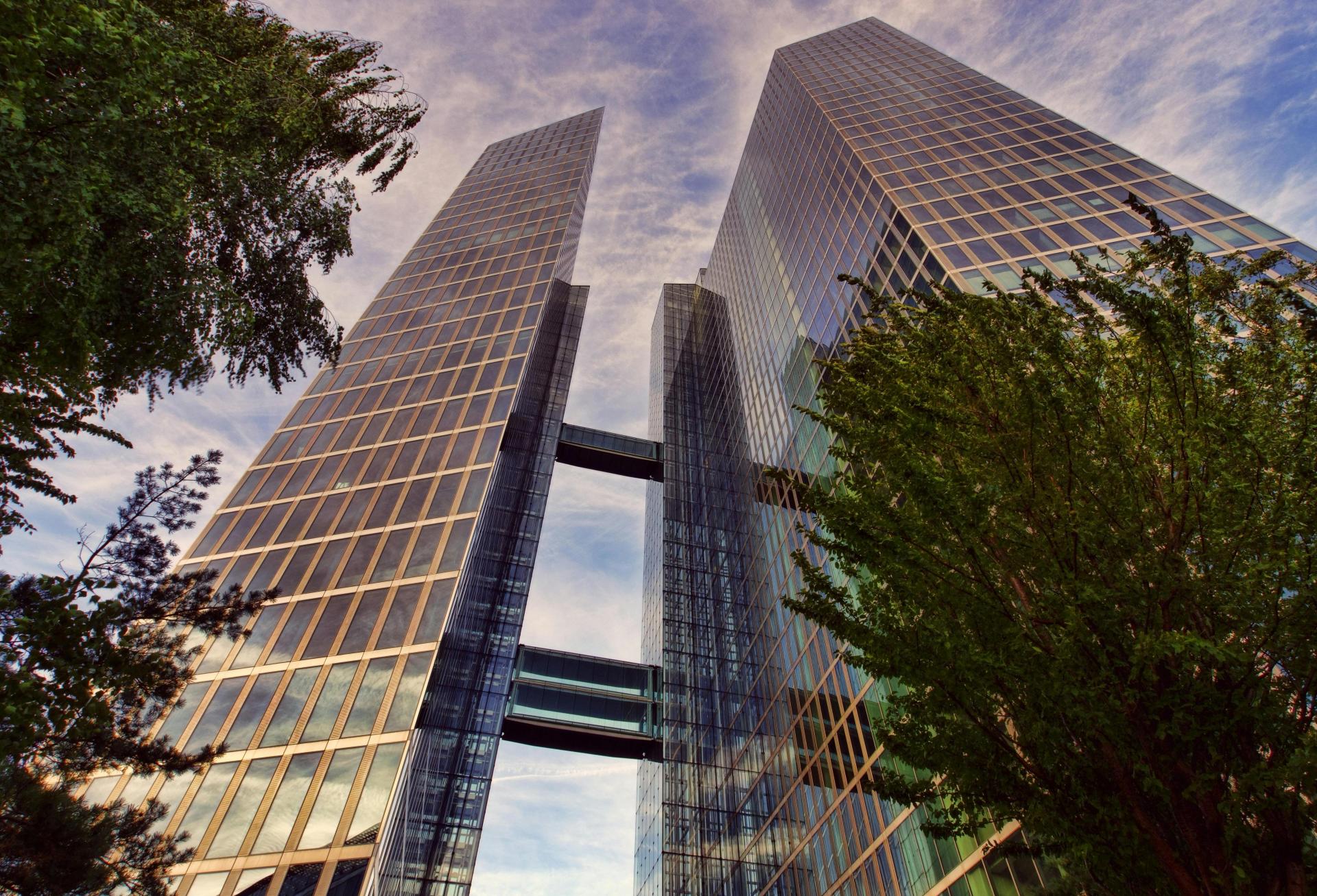 5 Steps To Effective ESG Benchmarking Across A Portfolio