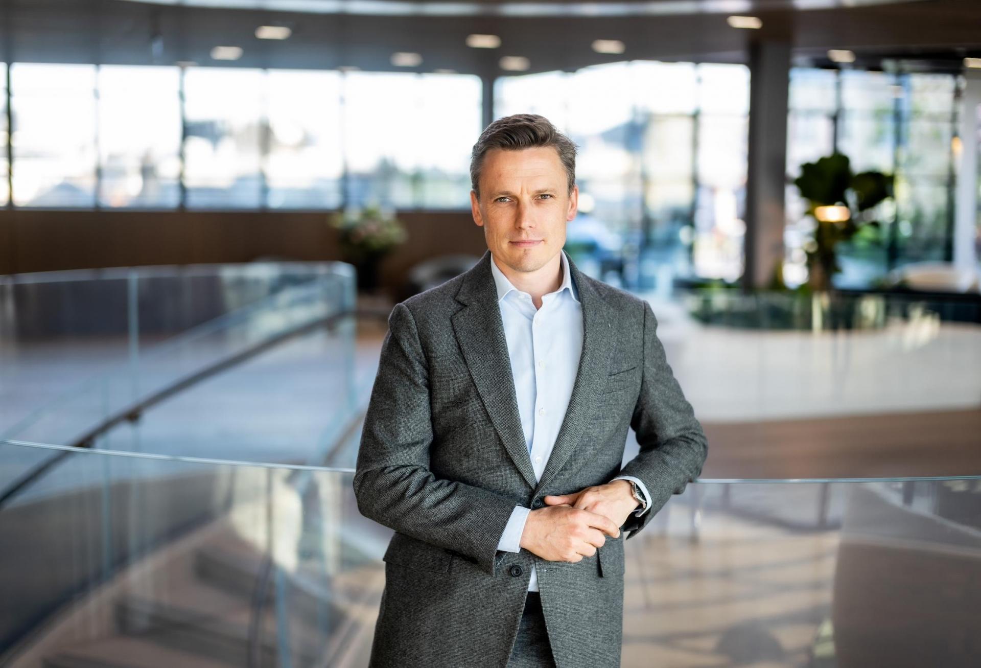 Norges Bank Investment Management Alexander Knapp