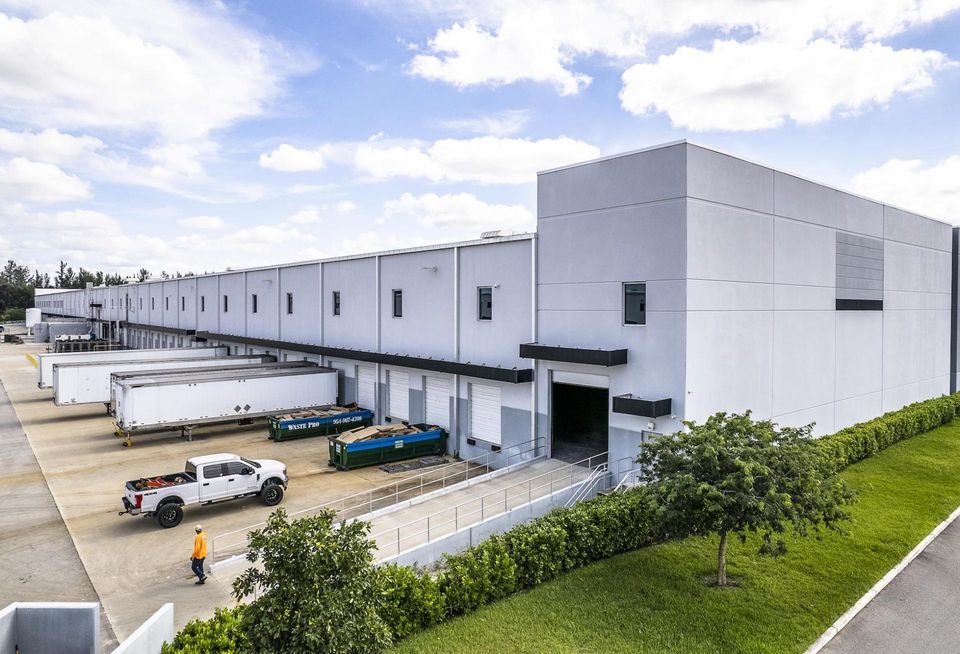 Bang Energy Warehouse 20311 Sheridan St Pembroke Pines Broward Summit Real Estate Arrowrock