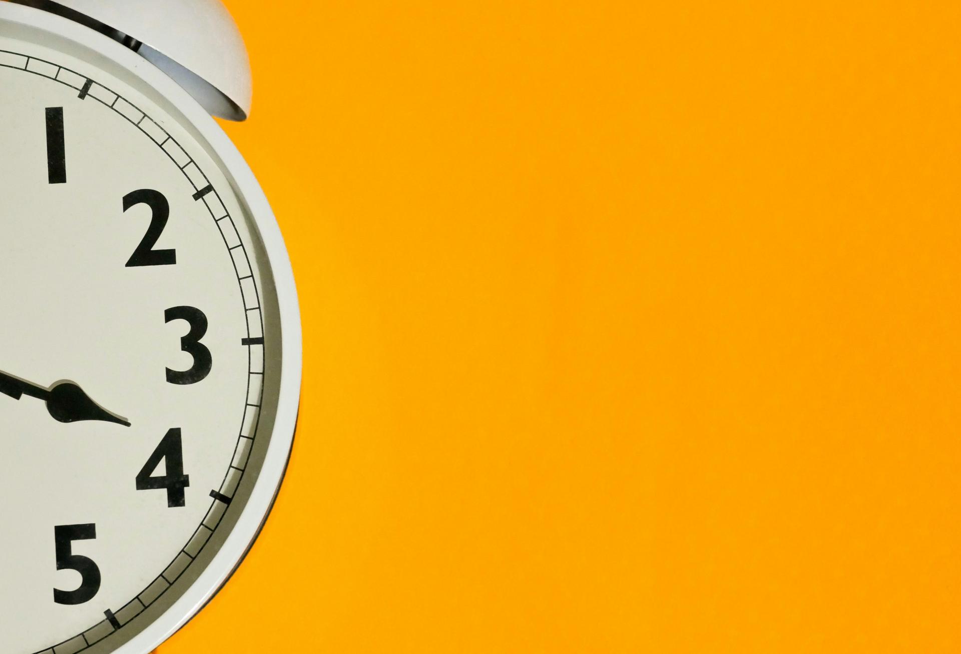 alarm clock ticking