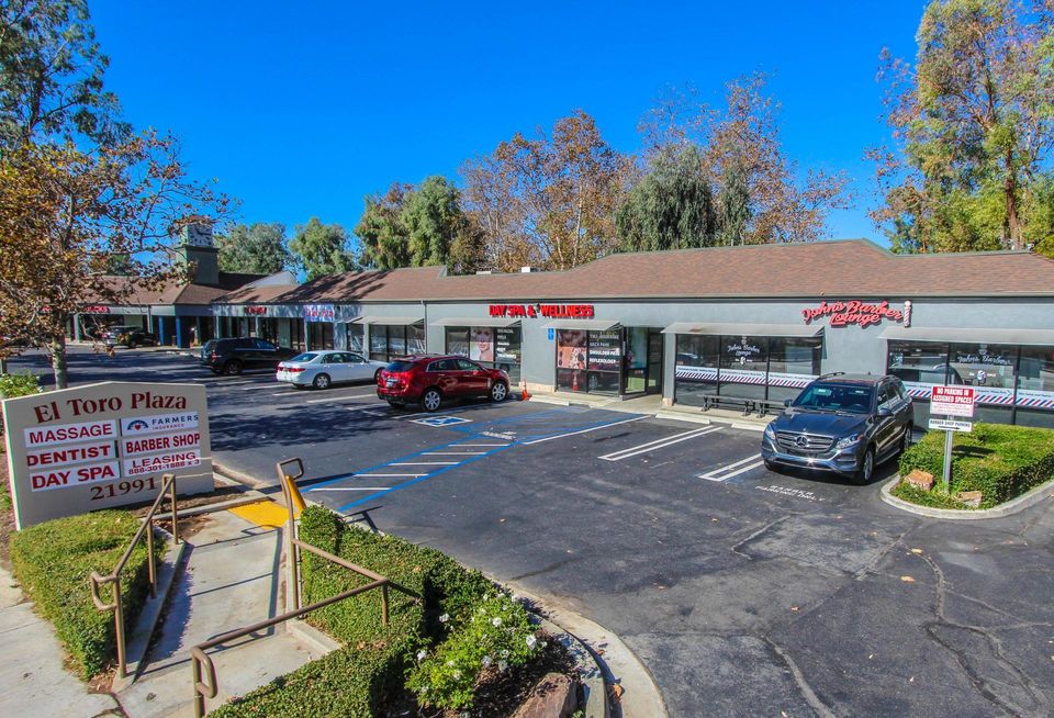 El Toro Plaza in Lake Forest
