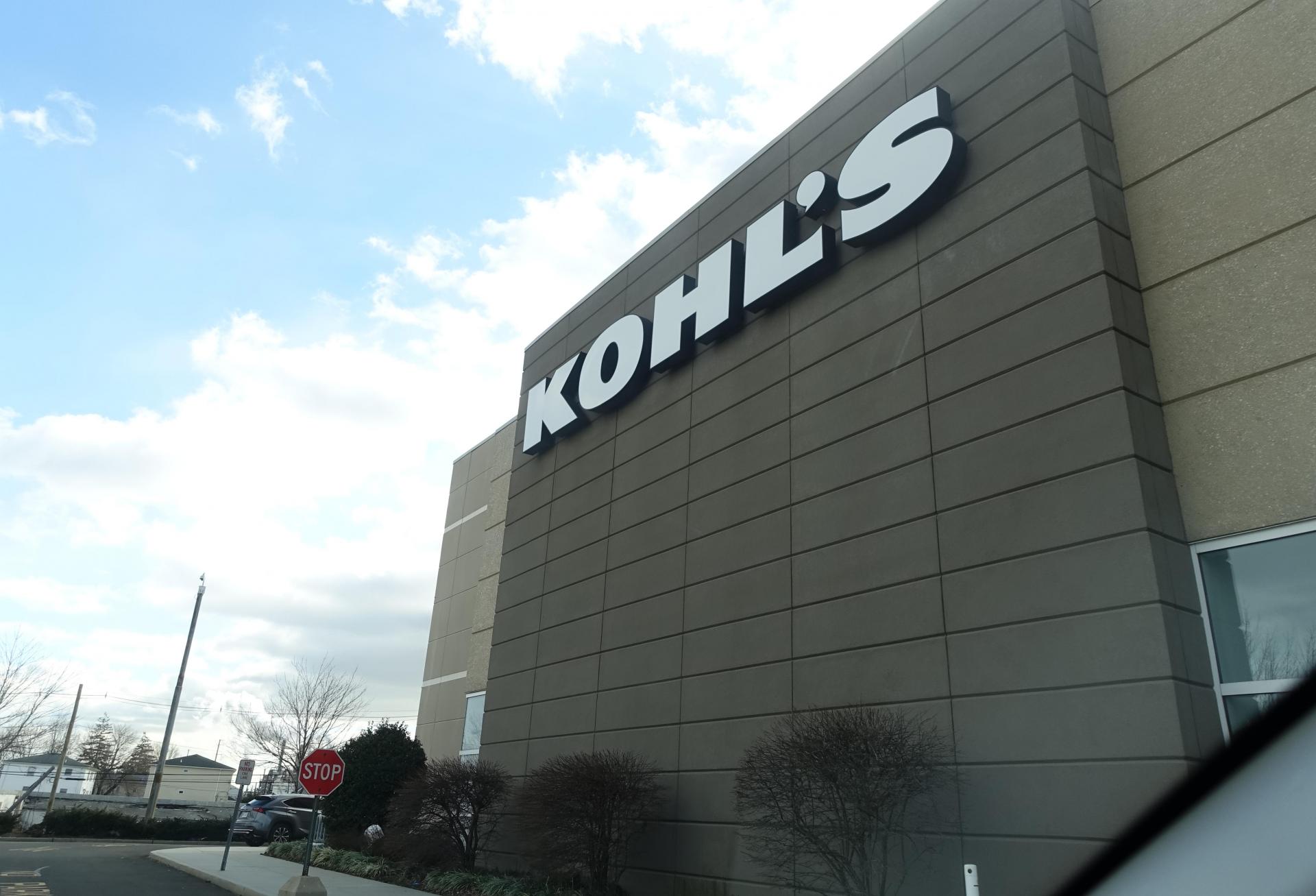 Kohl's Considers Real Estate Sales After Acquisition Talks Fall Through