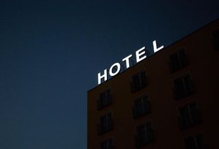 In Battle With Airbnb And Vrbo, Hotel Giants Deploy New Tactic: ‘Full Attack’