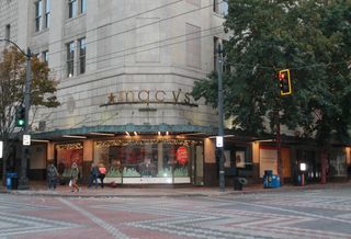 Retailers Re-Evaluate Downtown Seattle As Street Crime Raises Questions