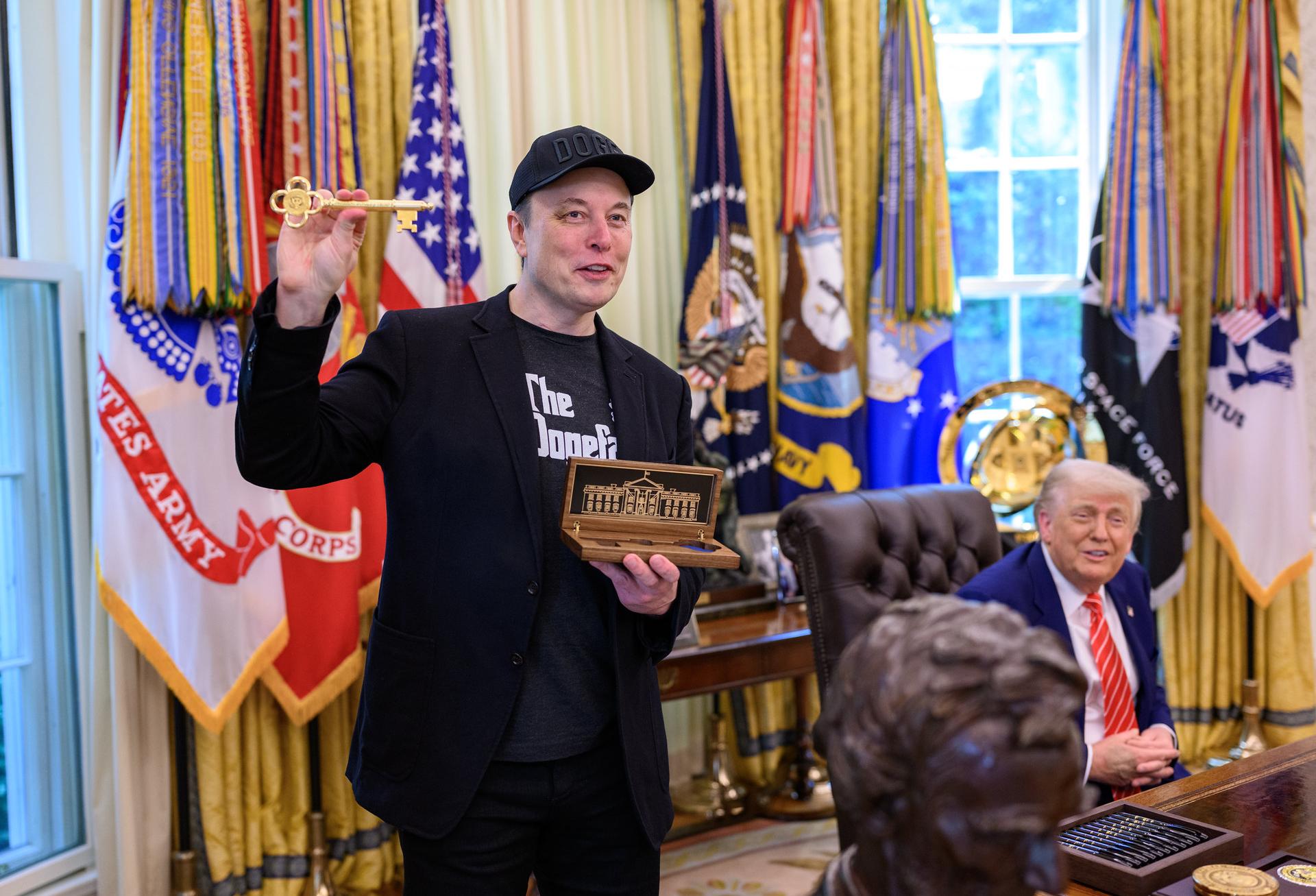 Elon Musk President Donald Trump Oval Office DOGE Sendoff May 30 2025
