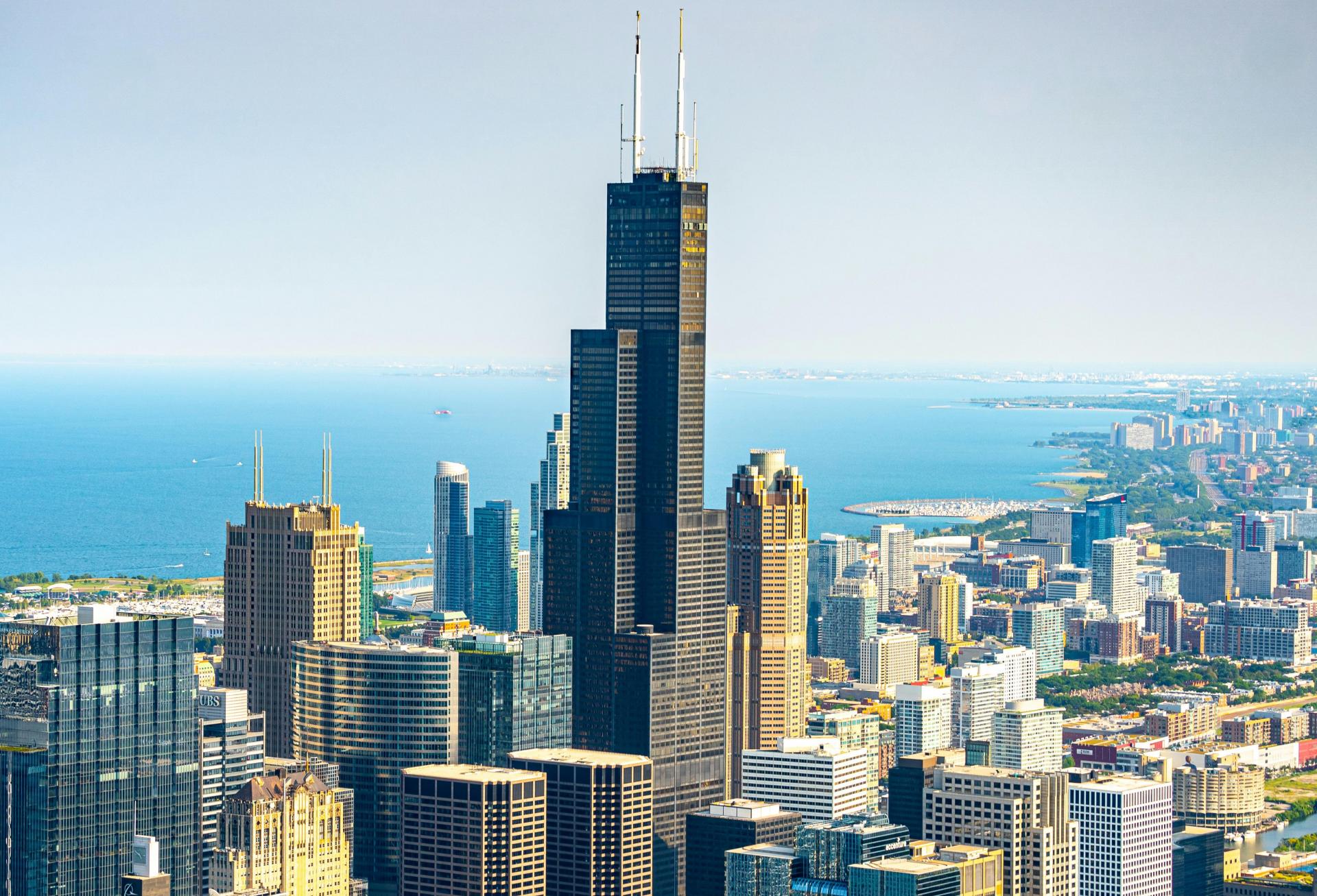 Developer Duo Secures $53M Loan For 19-Story Apartment Tower In Downtown Chicago