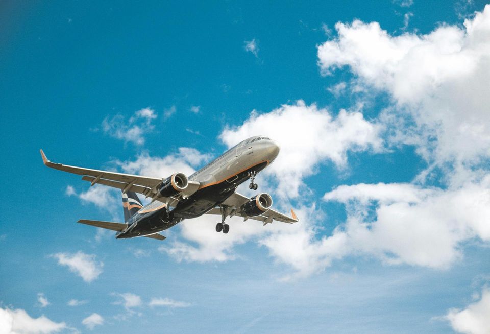 airplane takeoff